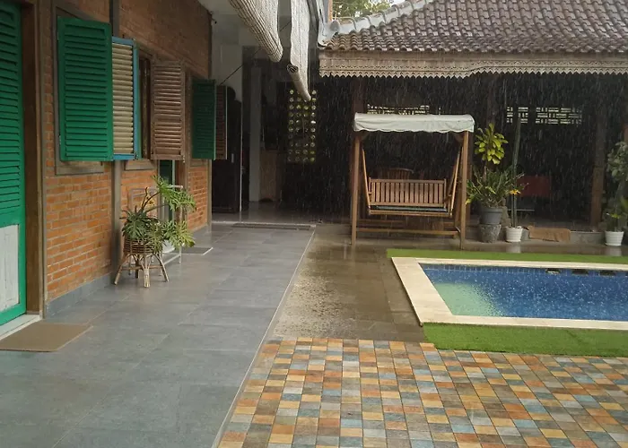 Kayu Tua 2*
