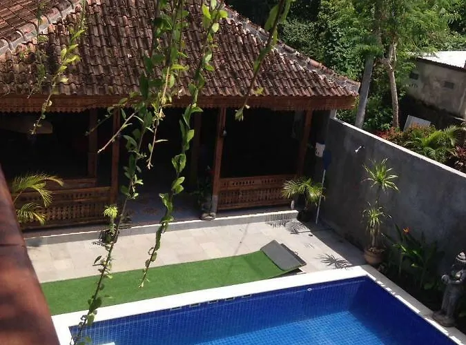 Guest house Kayu Tua